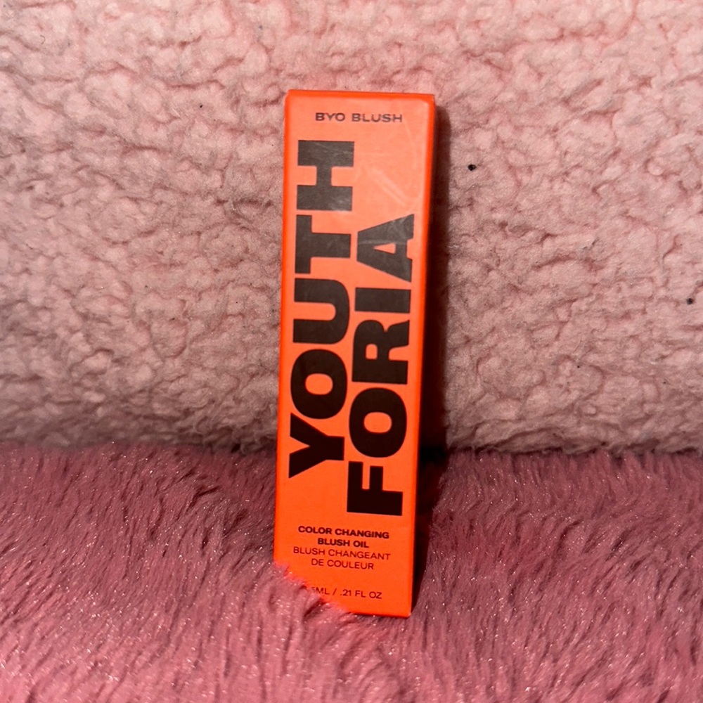 blush oil (color changing to ph)